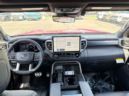 New 2026 Toyota Tundra Platinum w/ TRD Off-Road Package AWD/4WD image 11