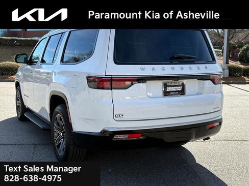 Used 2024 Jeep Wagoneer Series II image 4