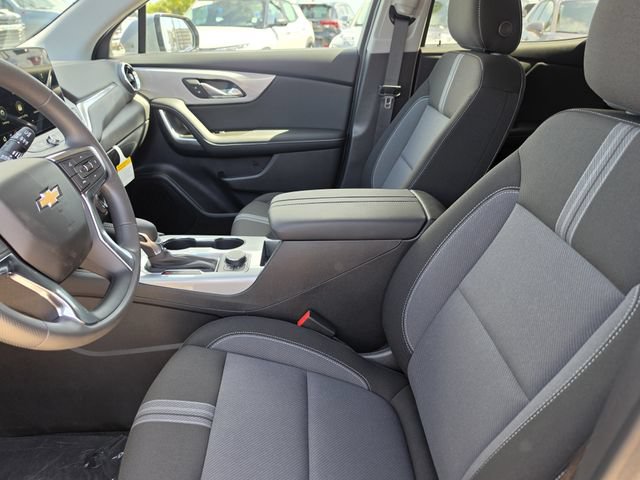 New 2026 Chevrolet Blazer LT w/ Convenience Package AWD/4WD image 16