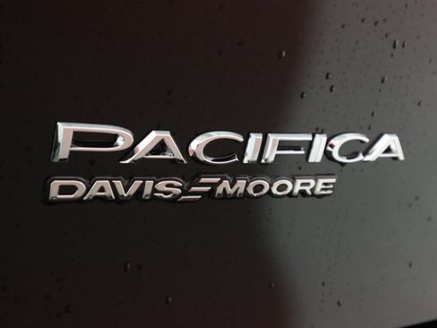 New 2026 Chrysler Pacifica Select image 37