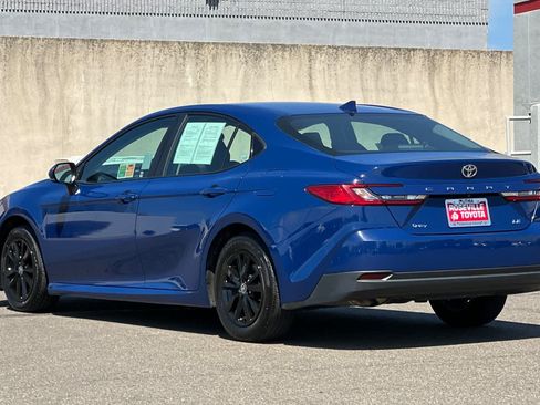 Used 2025 Toyota Camry LE FWD image 7