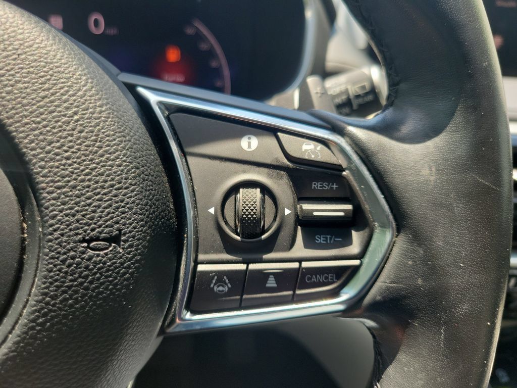 Used 2024 Acura MDX w/ Technology Package FWD image 23