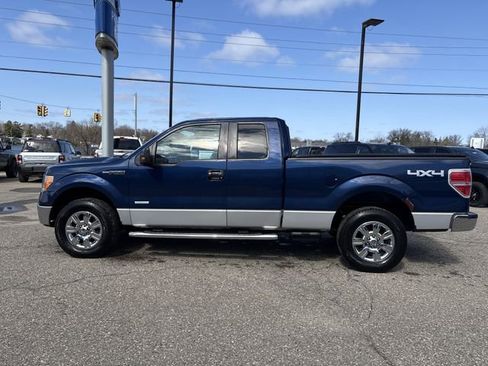 Used 2011 Ford F150 XLT w/ XLT Chrome Pkg image 8
