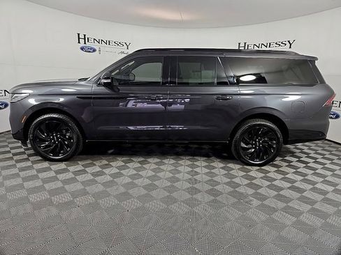 New 2025 Lincoln Navigator L Reserve w/ Jet Appearance Package AWD/4WD image 8