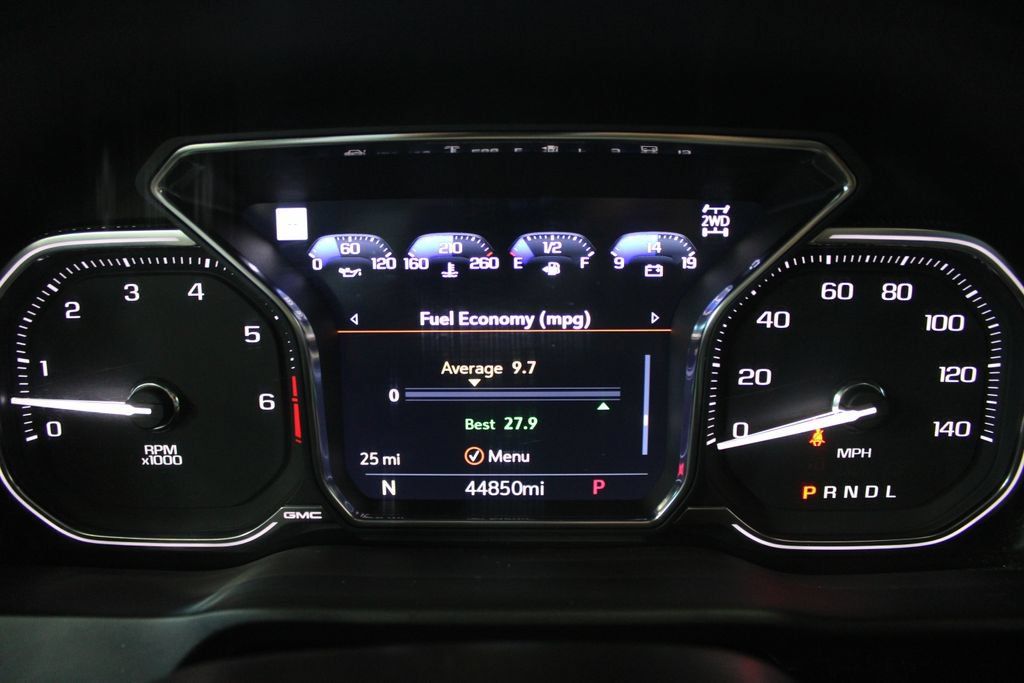 Used 2022 GMC Sierra 1500 AT4 w/ Technology Package AWD/4WD image 23