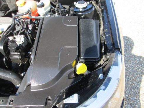 Used 2008 Saab 9-3 2.0T w/ Moonroof Package FWD image 30