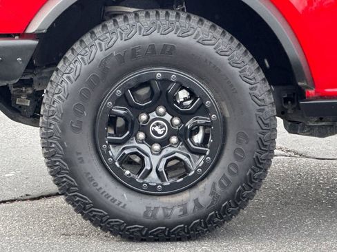 Used 2022 Ford Bronco Wildtrak AWD/4WD image 28