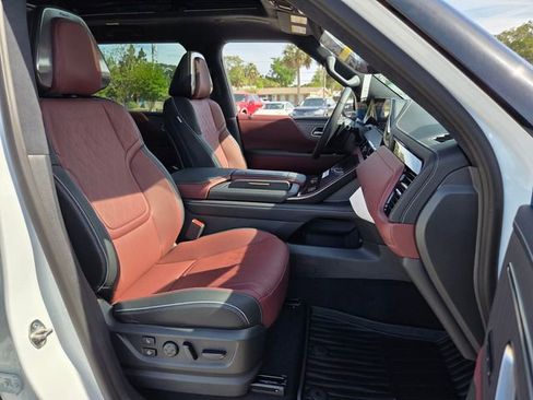 New 2026 INFINITI QX80 Autograph AWD/4WD image 23