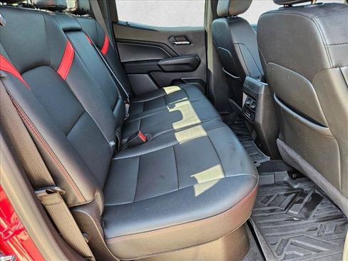 Used 2023 Chevrolet Colorado Z71 w/ Z71 Convenience Package 2 AWD/4WD image 19