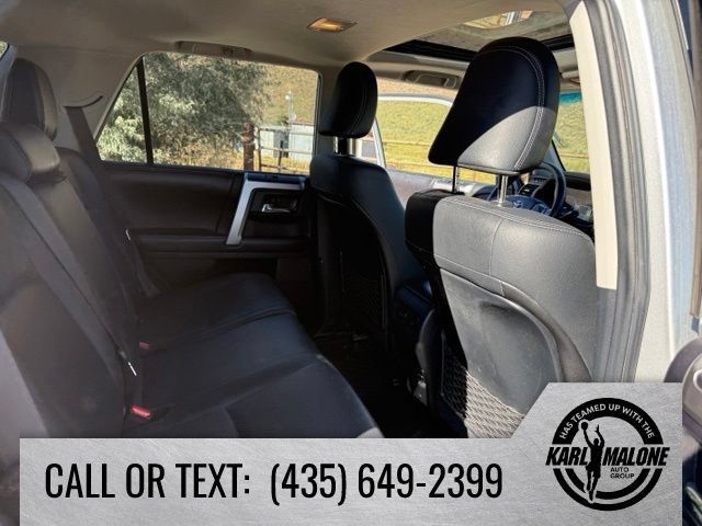 Used 2016 Toyota 4Runner Limited AWD/4WD image 35
