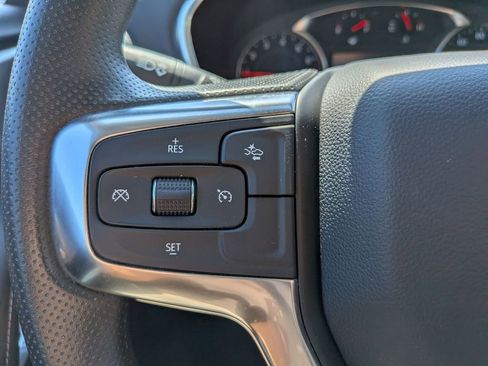 Used 2025 Chevrolet Blazer LT FWD image 20