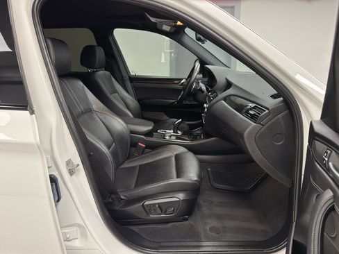 Used 2017 BMW X3 xDrive28i image 10