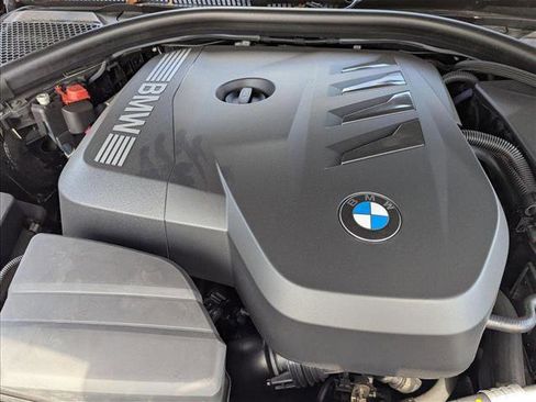 Used 2025 BMW 330i Sedan w/ Convenience Package image 16