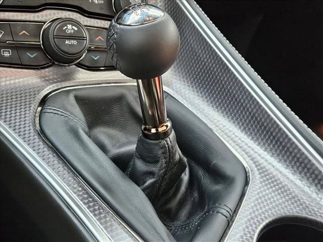Used 2016 Dodge Challenger SRT Hellcat RWD image 13