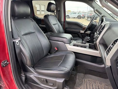 Used 2019 Ford F150 Lariat image 12