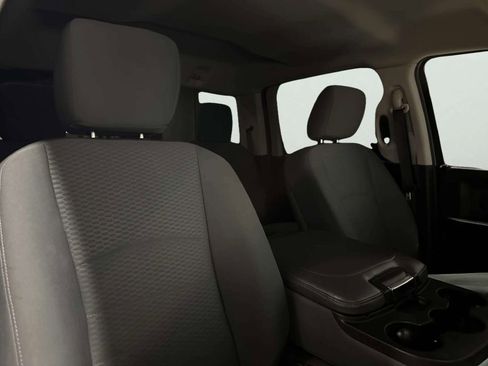 Used 2016 RAM 2500 Tradesman w/ Chrome Appearance Group AWD/4WD image 27