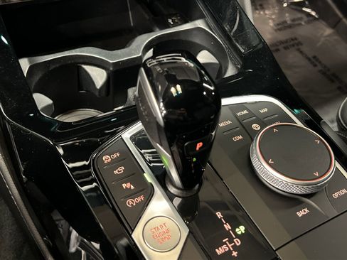 Used 2023 BMW X4 xDrive30i w/ Parking Assistance Package image 20