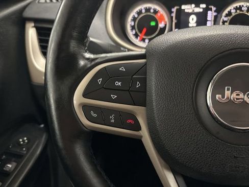 Used 2017 Jeep Cherokee Latitude w/ Cold Weather Group image 43