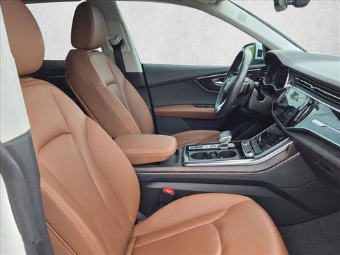 Used 2022 Audi Q8 Premium Plus AWD/4WD image 15