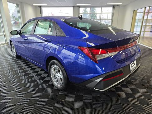 New 2026 Hyundai Elantra SE image 6