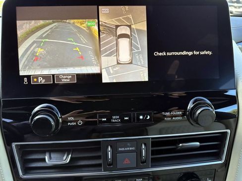 Used 2024 INFINITI QX80 Sensory image 27