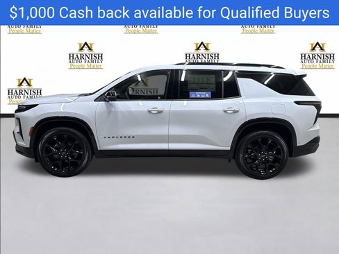 New 2026 Chevrolet Traverse RS image 2