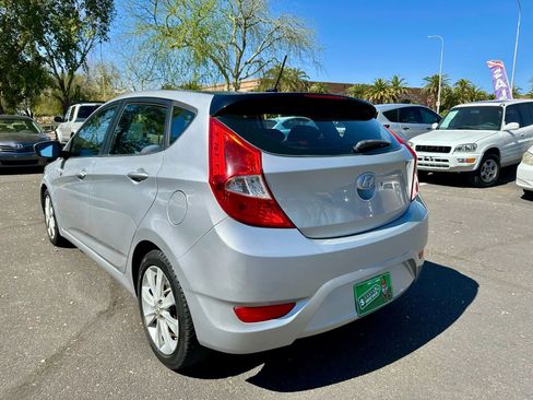 Used 2012 Hyundai Accent SE image 6