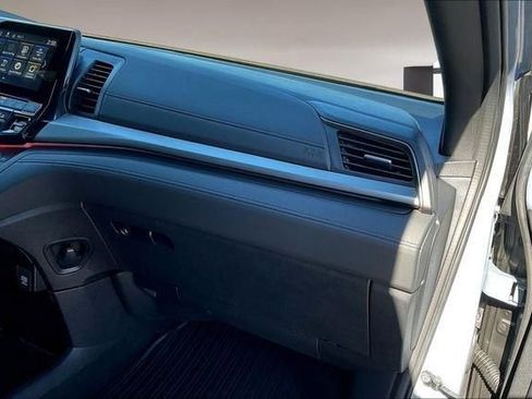 Used 2024 Honda Odyssey Sport image 27
