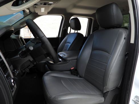 Used 2016 RAM 1500 Express AWD/4WD image 49