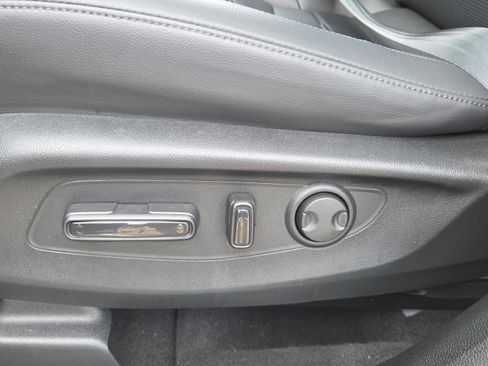 Used 2024 Honda CR-V EX-L image 10