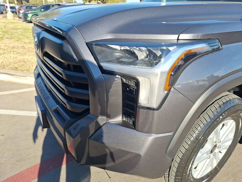 Used 2025 Toyota Tundra SR5 image 10
