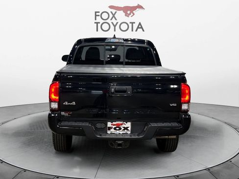 Used 2019 Toyota Tacoma SR image 5