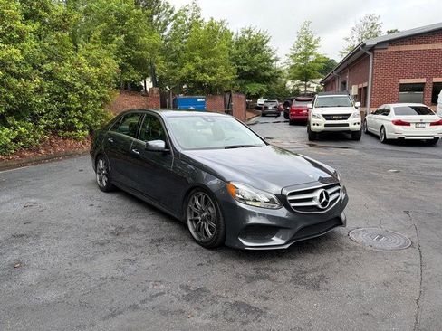Used 2014 Mercedes-Benz E 350 Sedan image 10
