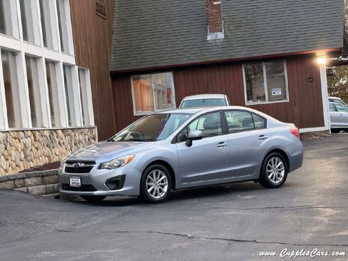 Used 2013 Subaru Impreza 2.0i Premium w/ All-Weather Pkg image 2