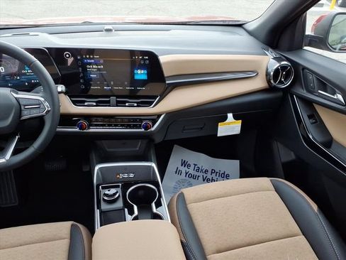 New 2026 Chevrolet Equinox ACTIV w/ Convenience Package III AWD/4WD image 14
