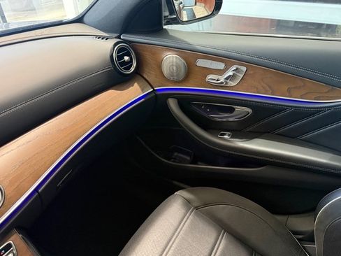 Used 2018 Mercedes-Benz E 63 AMG S image 21