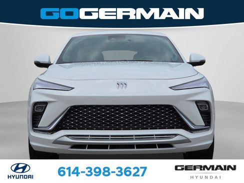 Used 2026 Buick Envista Avenir FWD image 2