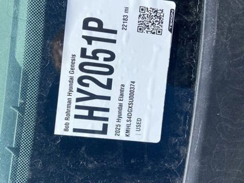 Certified 2025 Hyundai Elantra SEL FWD image 14