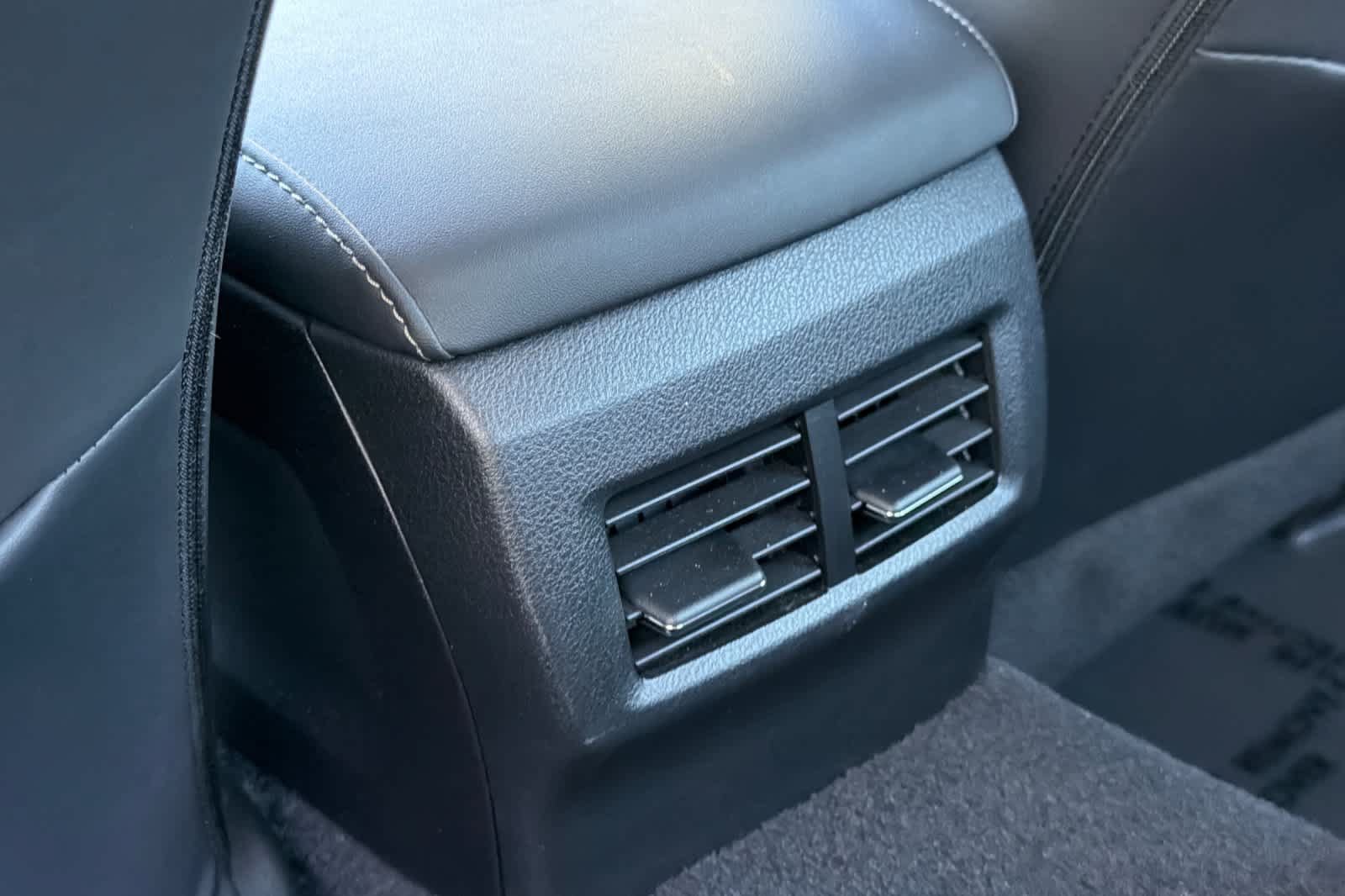 Used 2015 Lexus IS 350 RWD image 14