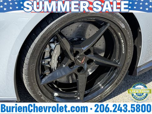 Used 2025 Chevrolet Corvette E-Ray w/ Stealth Interior Trim Package AWD/4WD image 24