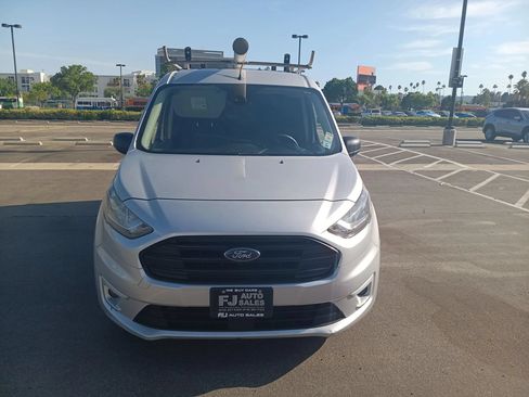 Used 2021 Ford Transit Connect XLT FWD image 2
