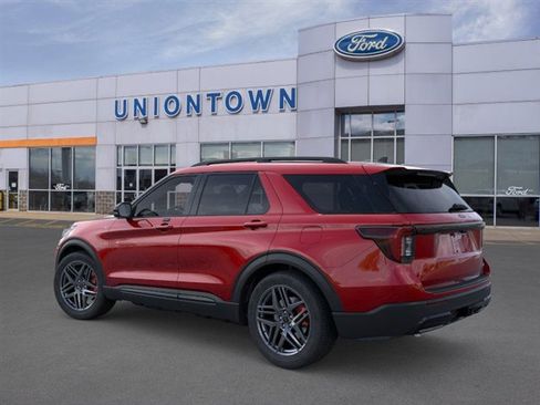 New 2026 Ford Explorer ST-Line w/ ST-Line Street Pack image 4