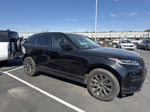 Used 2022 Land Rover Range Rover Velar S AWD/4WD image 6