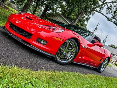 Used 2013 Chevrolet Corvette Grand Sport w/ 3LT Preferred Equipment Group RWD image 11