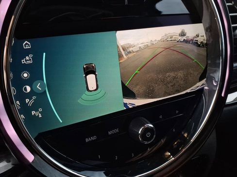 Used 2022 MINI Cooper Clubman S image 23