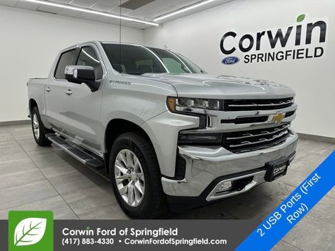 Used 2020 Chevrolet Silverado 1500 LTZ w/ LTZ Convenience Package image 7