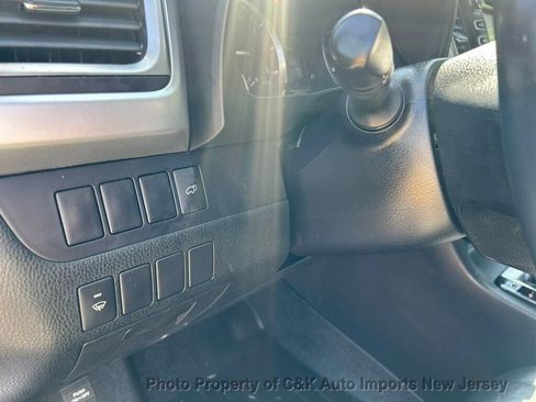 Used 2016 Toyota Highlander XLE AWD/4WD image 47