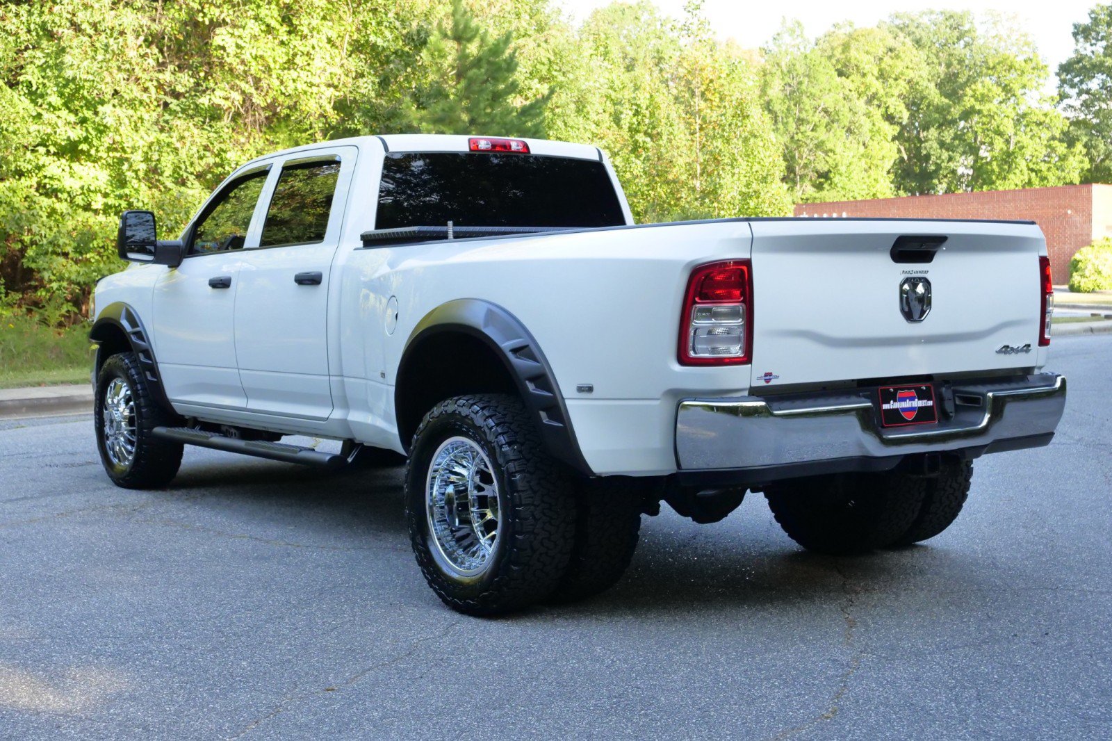 Used 2023 RAM 3500 Tradesman w/ Chrome Appearance Group AWD/4WD image 10