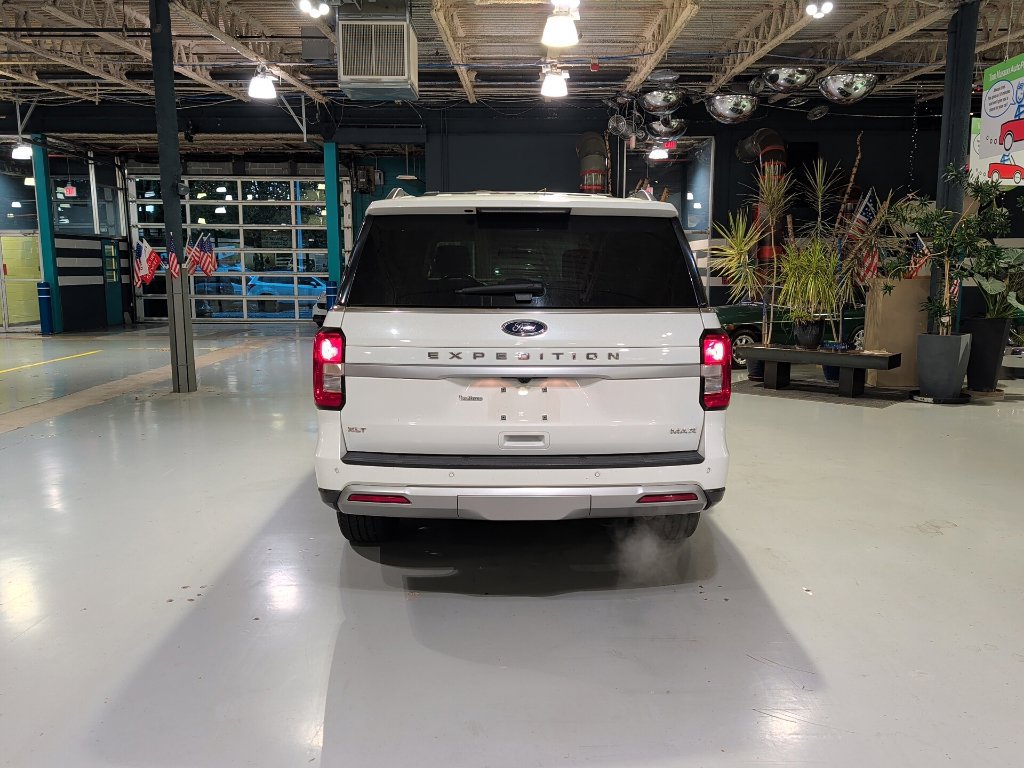 Used 2023 Ford Expedition Max XLT AWD/4WD image 11
