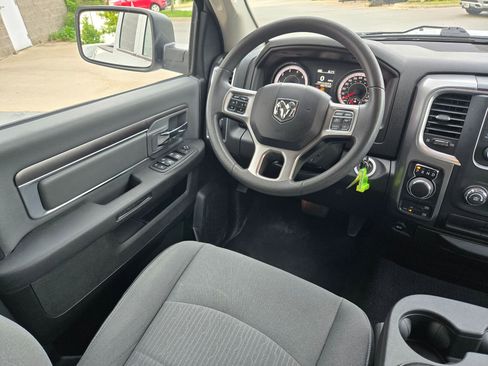 Used 2024 RAM 1500 Classic SLT AWD/4WD image 9